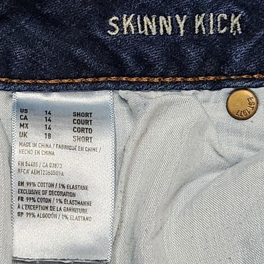 AMERICAN EAGLE Cut-Off Jean Shorts Skinny - Sz 14 - Picture 4 of 4